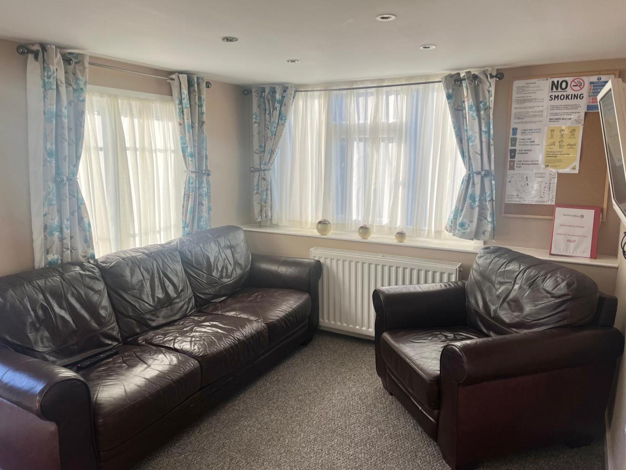 2 Bedroom Self-Catering Chalet ستيبس المظهر الخارجي الصورة