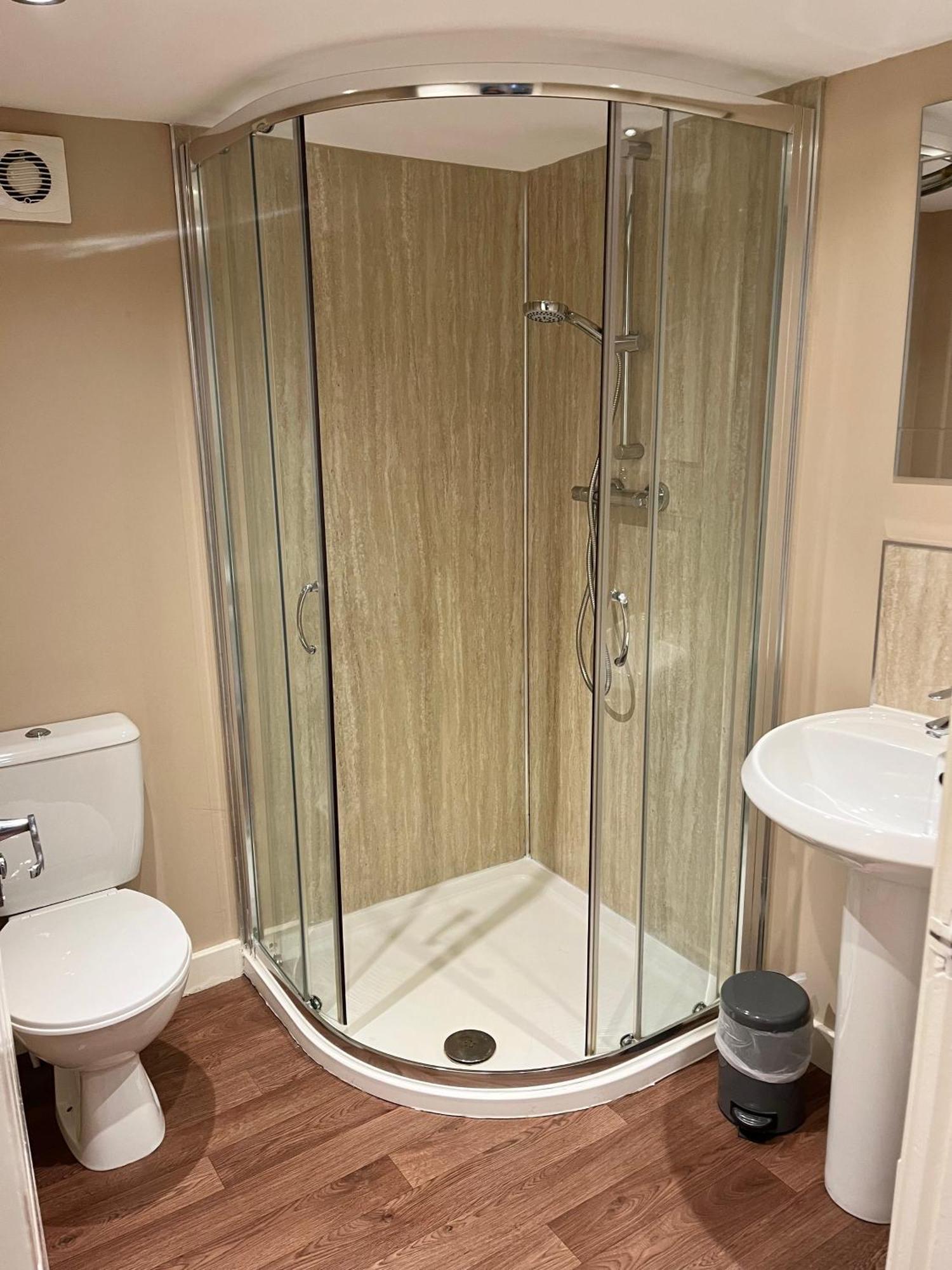2 Bedroom Self-Catering Chalet ستيبس المظهر الخارجي الصورة